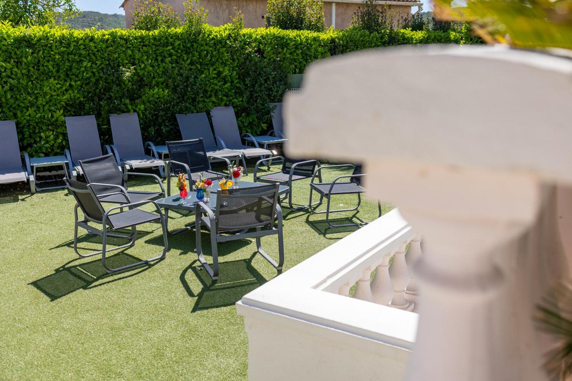 Hotel & Restaurant Perla Riviera Villeneuve-Loubet Ngoại thất bức ảnh